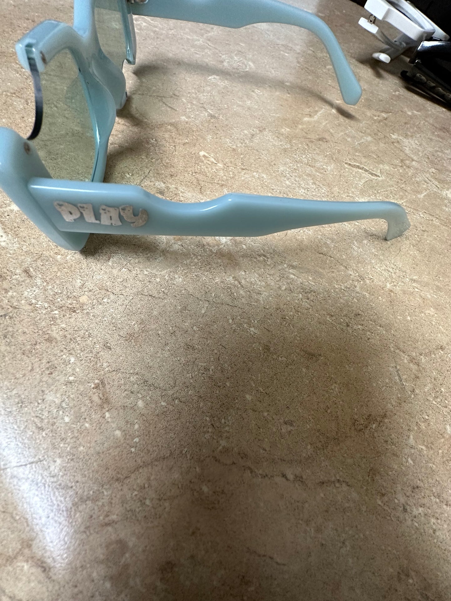 FRAGMENT “OCEAN BLUE” SHADES