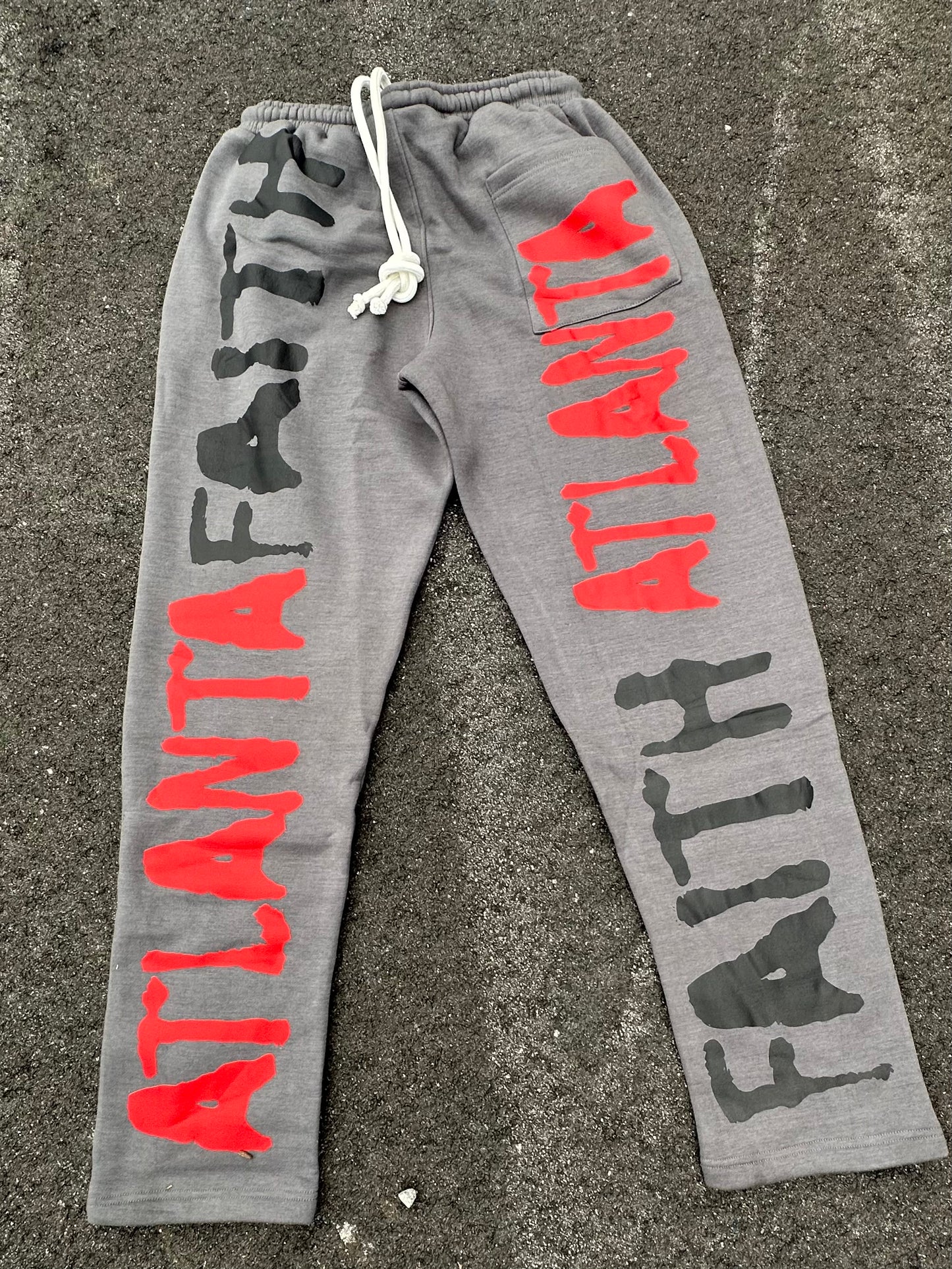 “Free play” Sweatpants